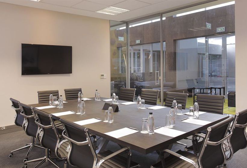 Hotel The Capital Empire 14