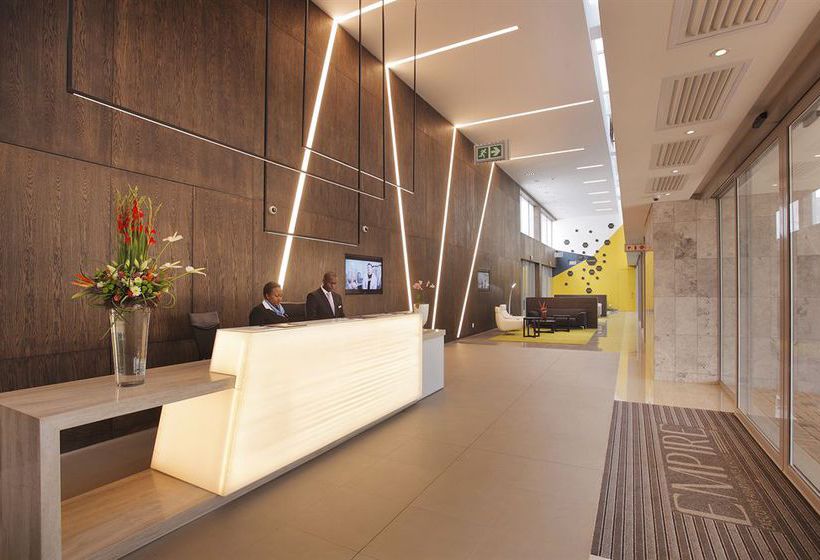 Hotel The Capital Empire 16