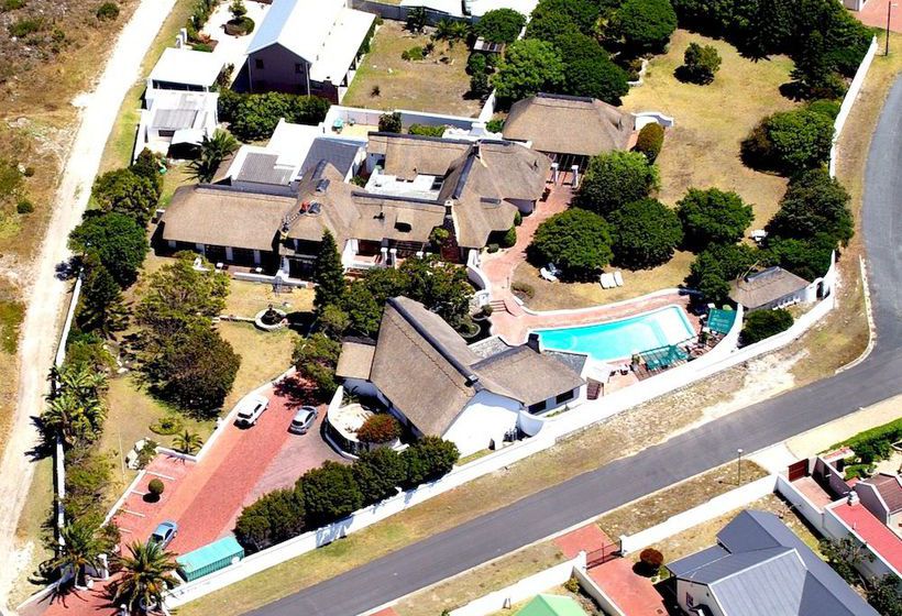 Hotel Whale Rock Luxury Lodge