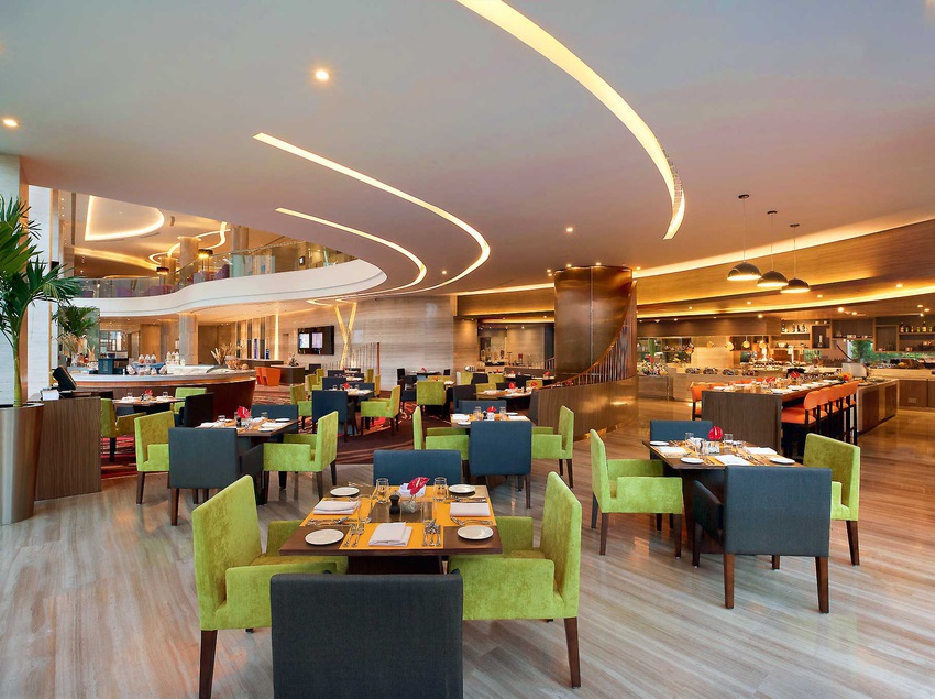 Novotel Ahmedabad 14