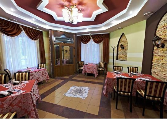 Hotel Gostinniy Dom Faraon 13