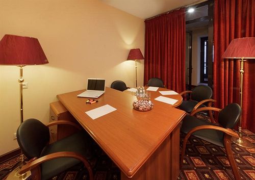 Club Hotel Corona 14