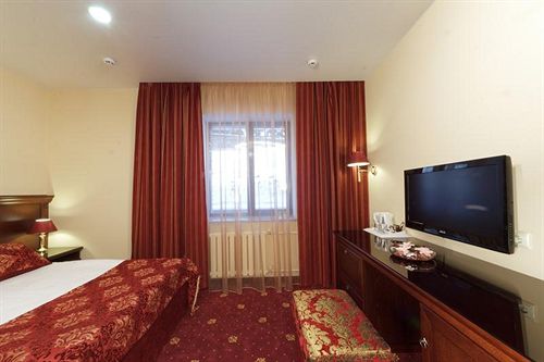 Club Hotel Corona 19