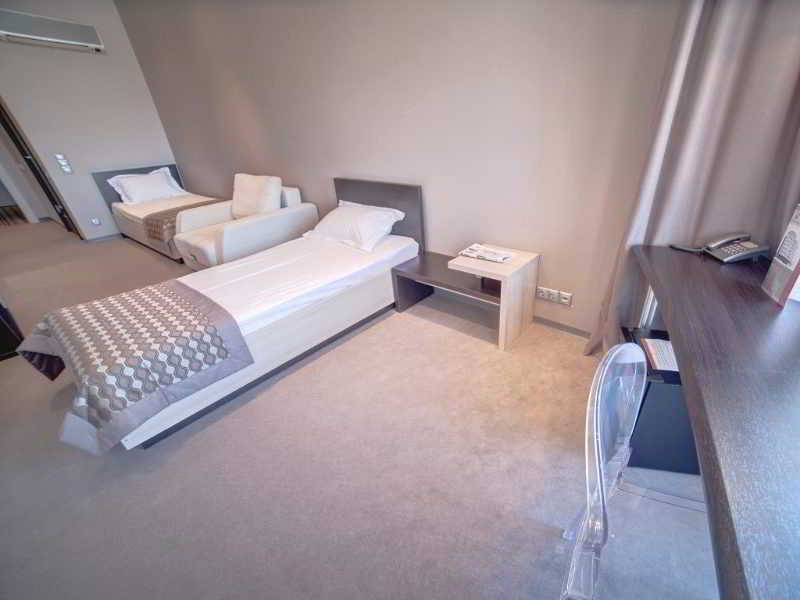 Hotel Olympic Plaza 6