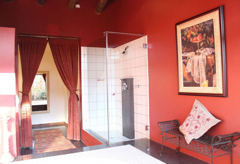 Hotel Lombardy Boutique 19