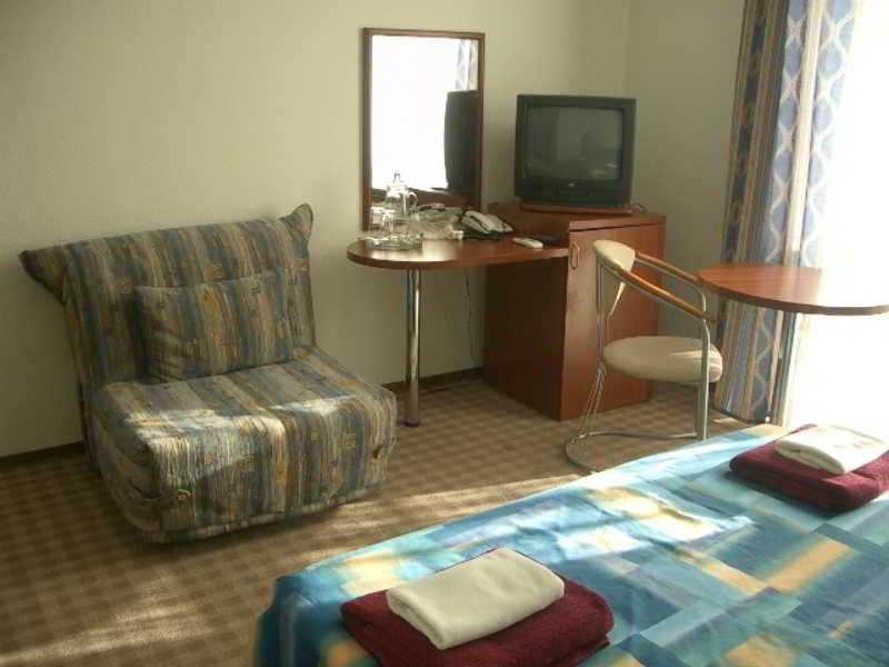 Hotel Yuliya 4