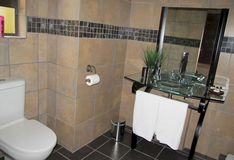 Hotel 24 On Vrey Boutique 15