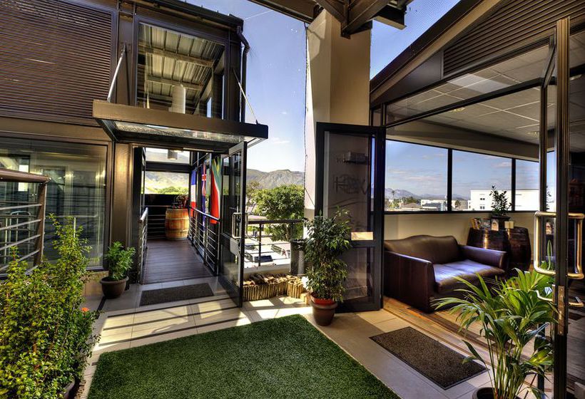 Hotel The Whale Coast 10