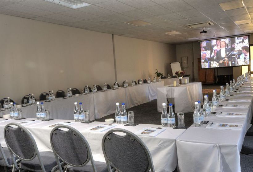 Hotel The Whale Coast 11