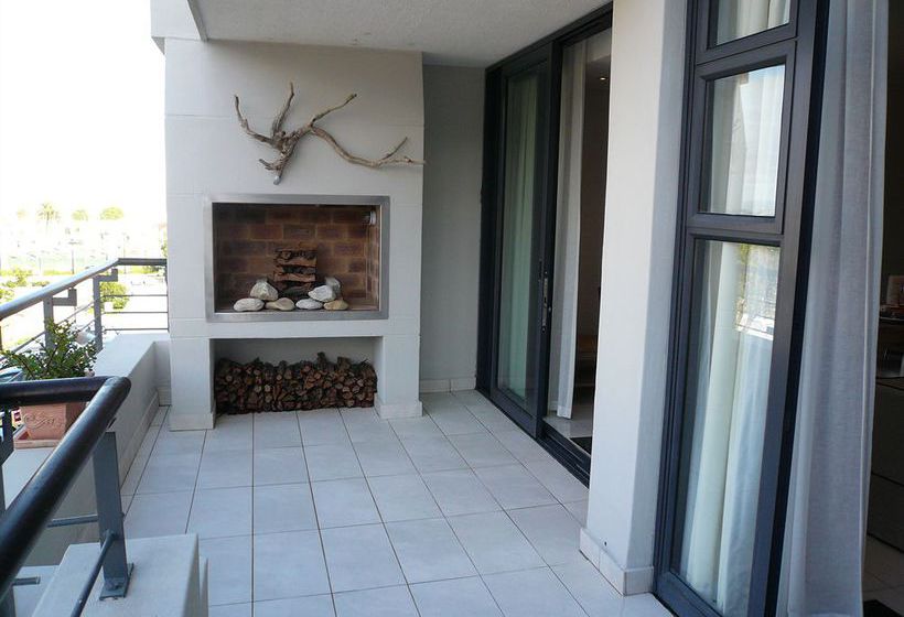 Hotel The Whale Coast 5