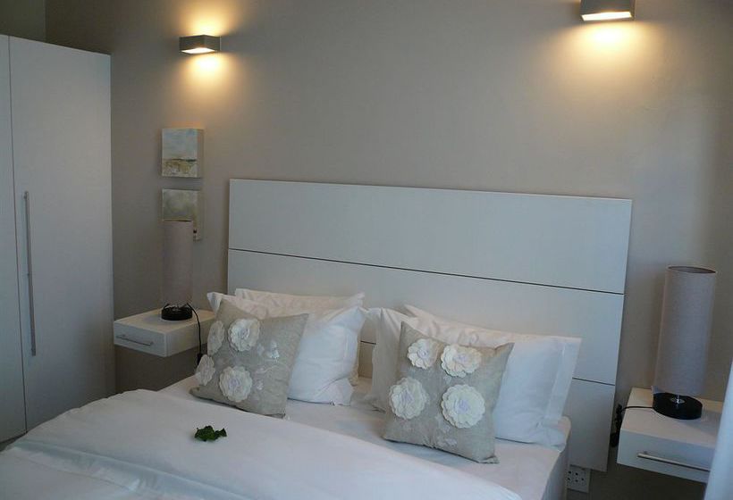 Hotel The Whale Coast 6