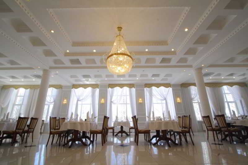 Hotel Roscha Nevest 3