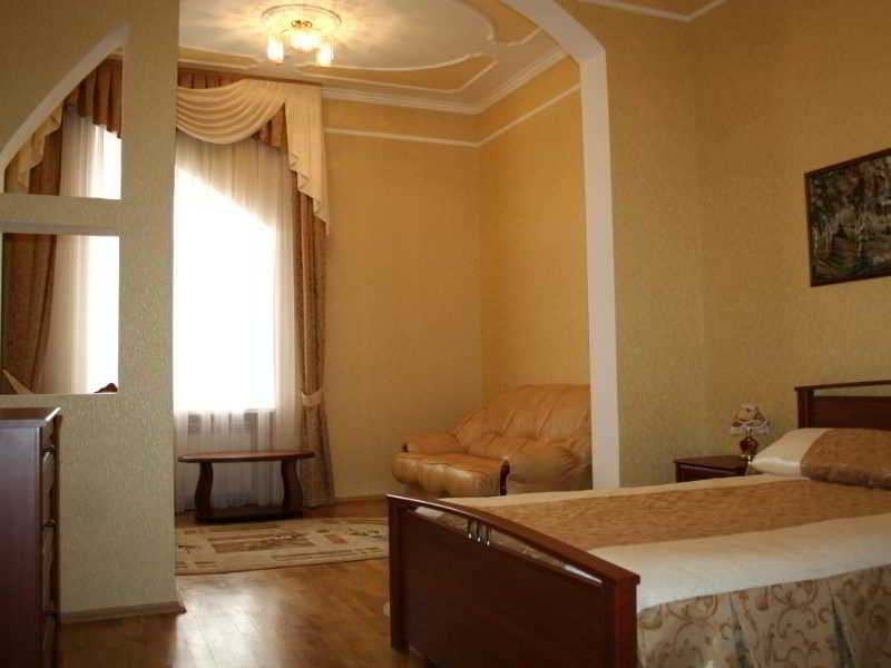 Hotel Roscha Nevest 8