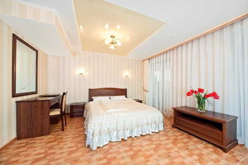 Hotel Platan Yuzhniy 18