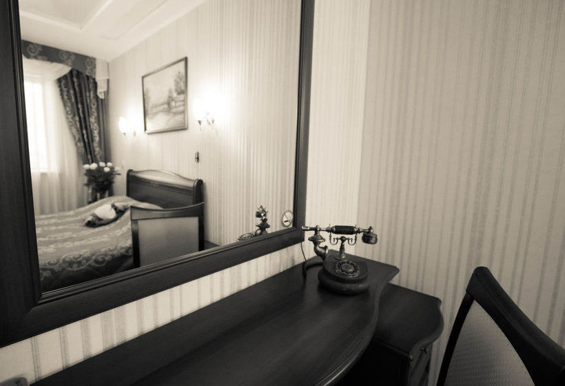 Hotel Platan Yuzhniy 9