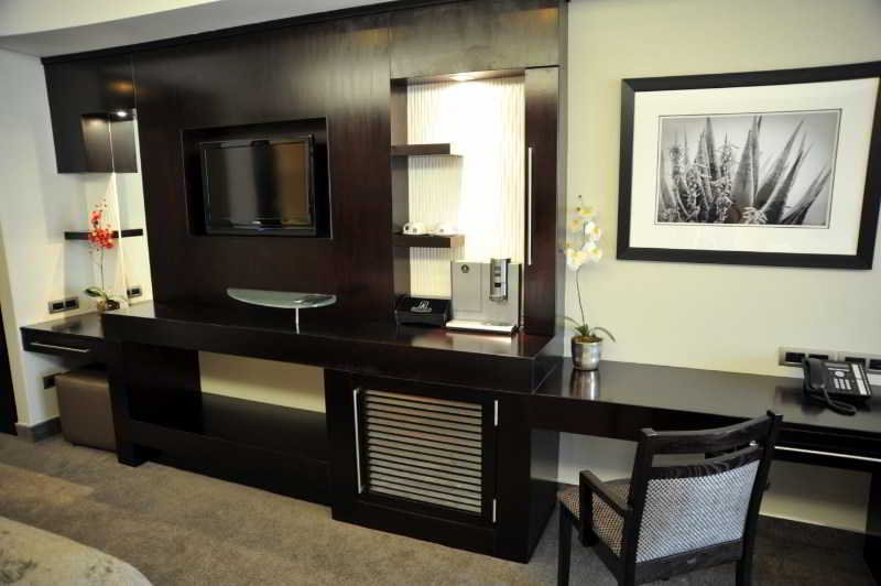 The Fairway Hotel & Golf Resort 7