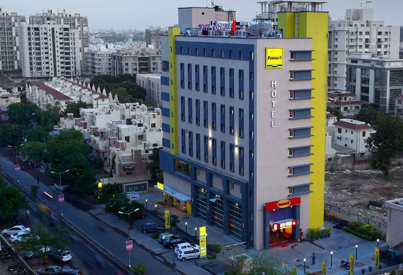 Hotel Caspia Pro Ahmedabad 6