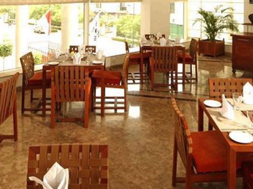 Hotel Jaypee Green Golf & Spa Resort Greater Noida 3