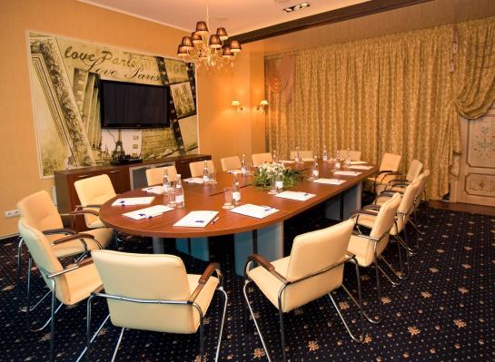 Hotel Aleksandrovskiy Garden 17