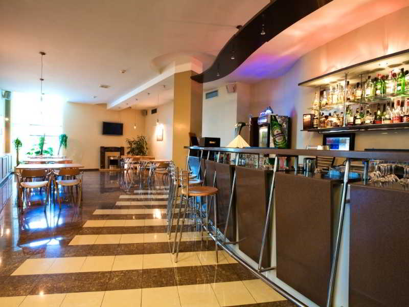 Hotel Aleksandrovskiy Garden 4