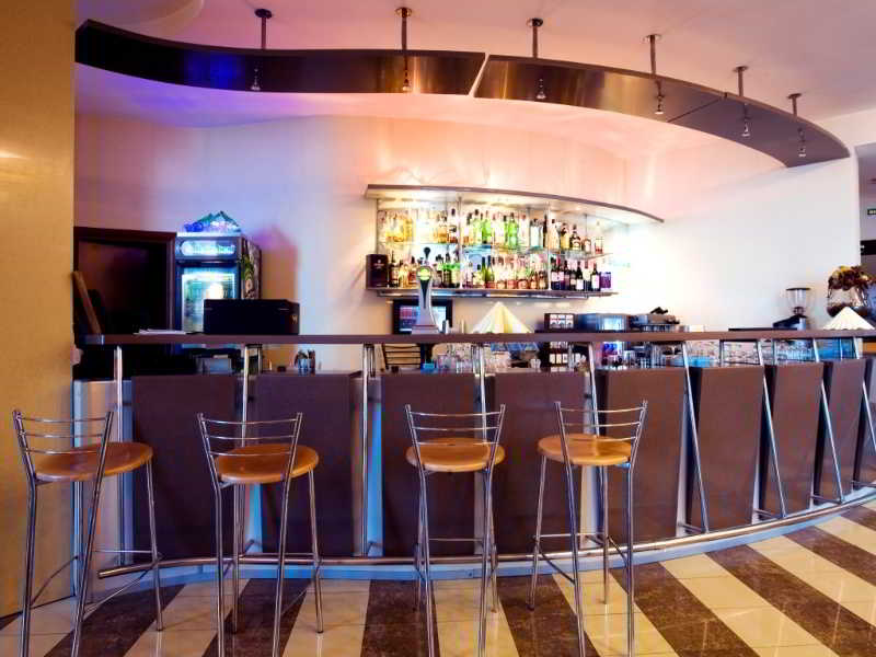 Hotel Aleksandrovskiy Garden 5