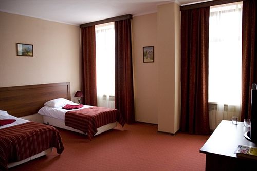 Hotel Regina Na Peterburgskoy 13