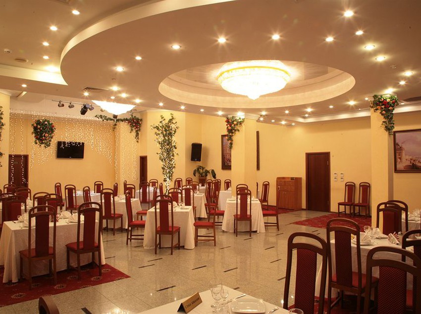 Hotel Regina Na Peterburgskoy 3