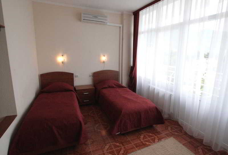 Kompass Hotels Kristall Gelendzhik 4