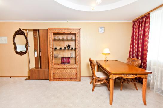 Hotel Gvardeyskaya 13