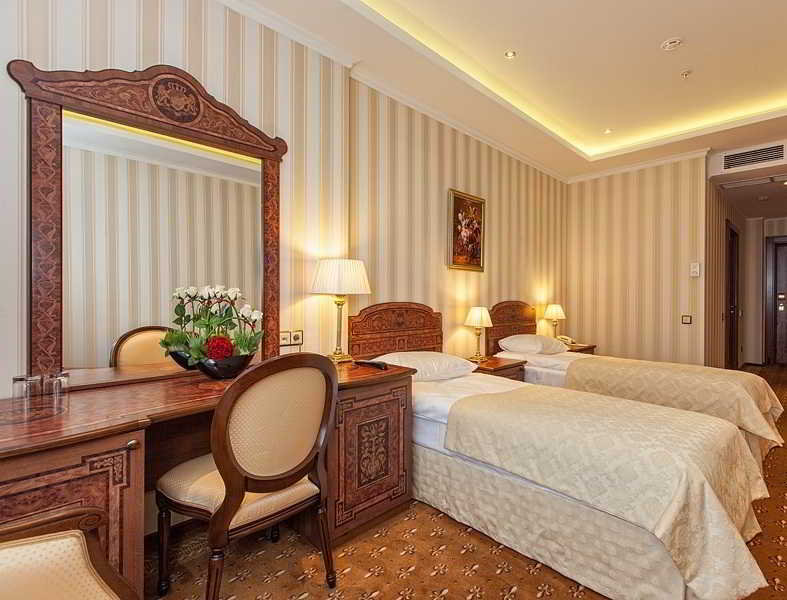 Hôtel Sk Royal Yaroslavl 4