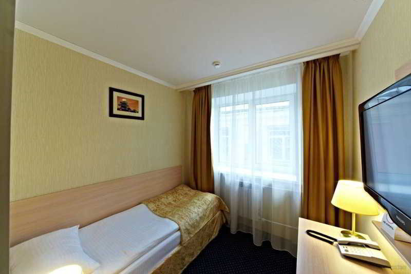 Hotel Desna 4
