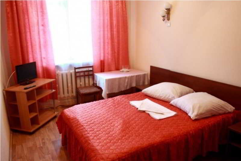 Hotel Pravoberezhnaya 3