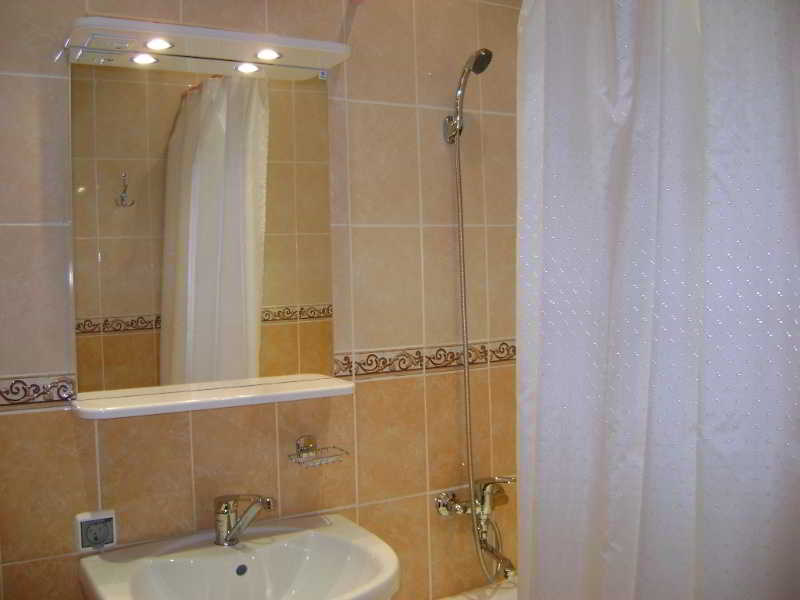 Hotel Avtozavodskaya 10