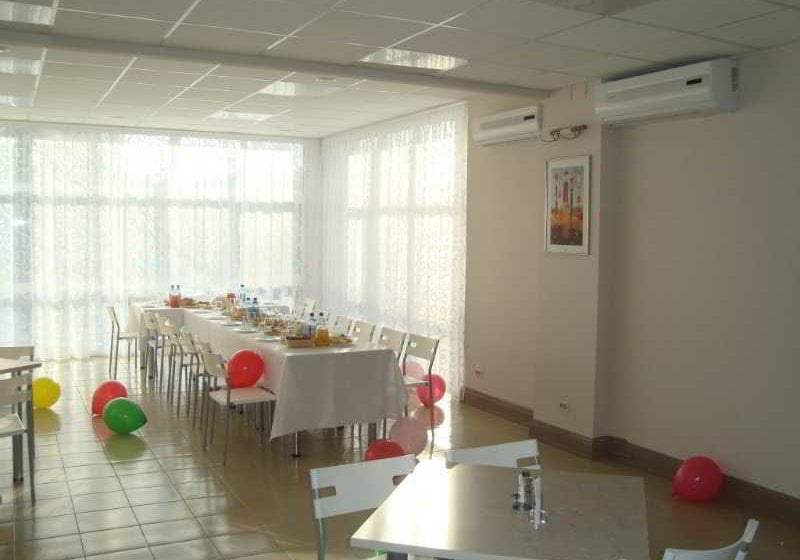 Hotel Solnechnaya 18