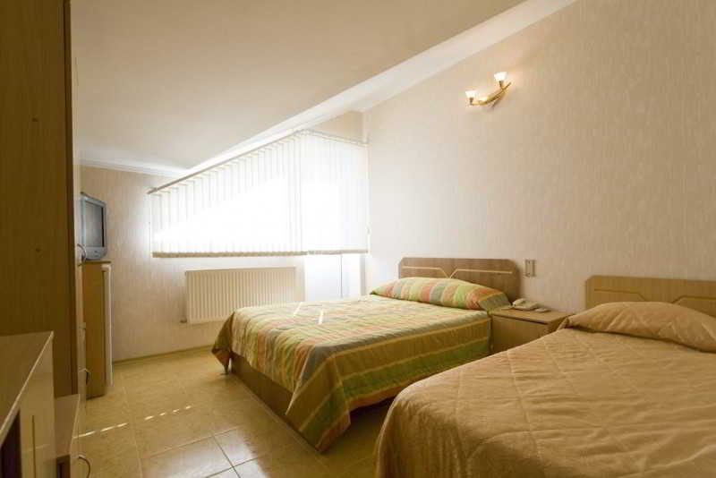 Hotel Rsroyal 8