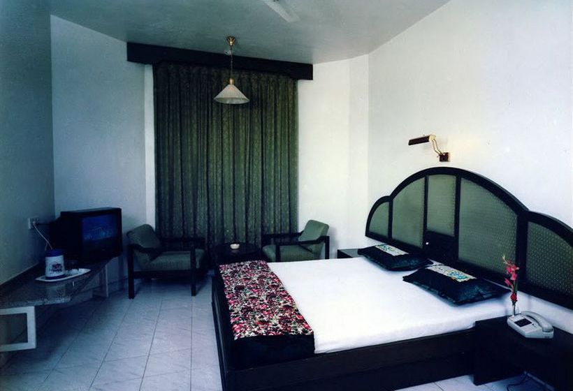 Hotel Ashish Plaza 1