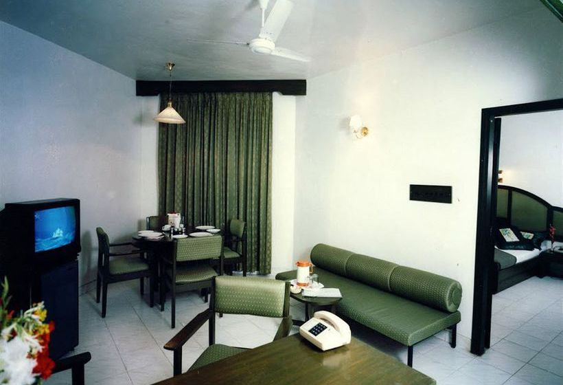Hotel Ashish Plaza 4