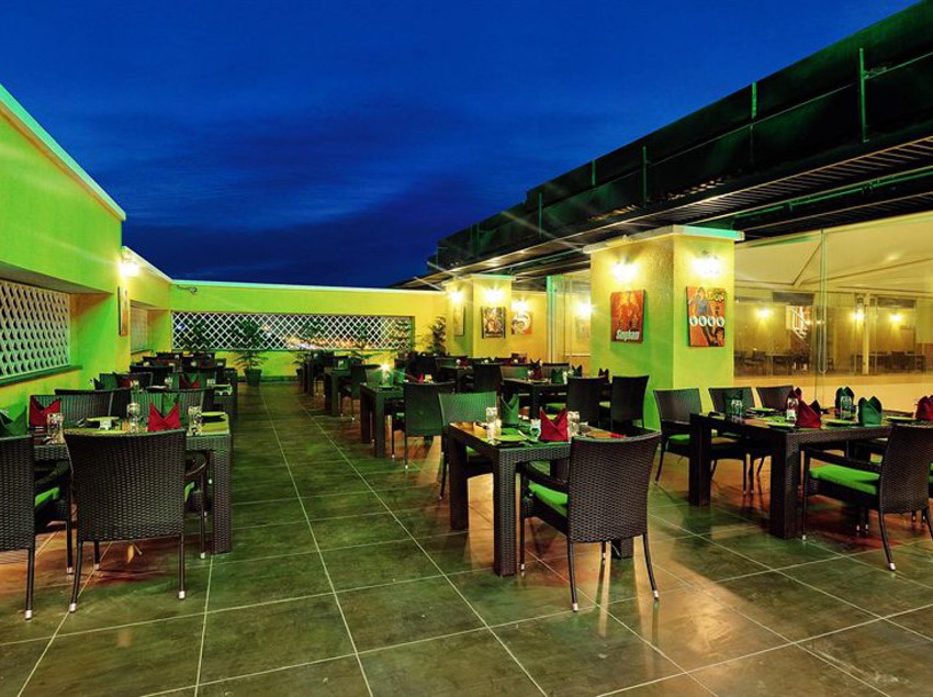 Hotel Fern Residency 14