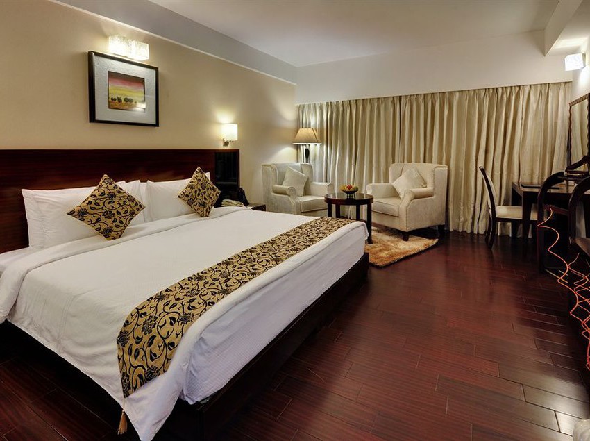 Hotel Fern Residency 16