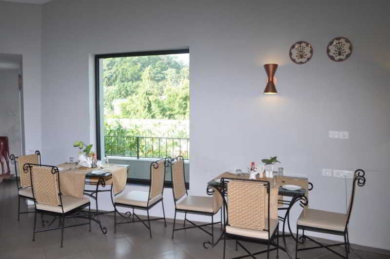 Hotel Aranya Safari Resort 1