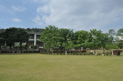 Hotel Aranya Safari Resort 14