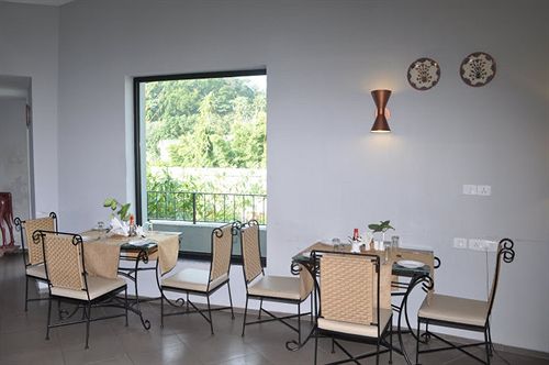 Hotel Aranya Safari Resort 17