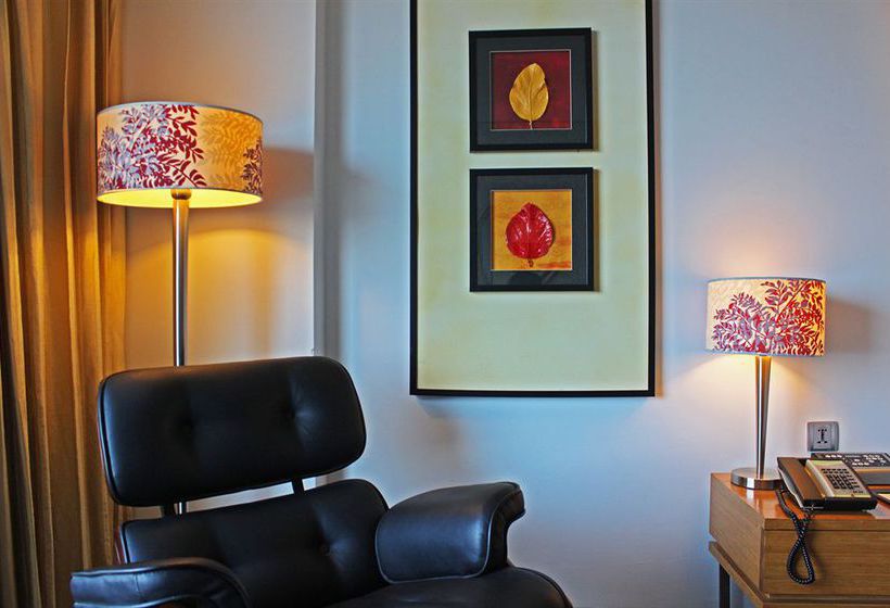 Hotel The Fern Ahmedabad 6