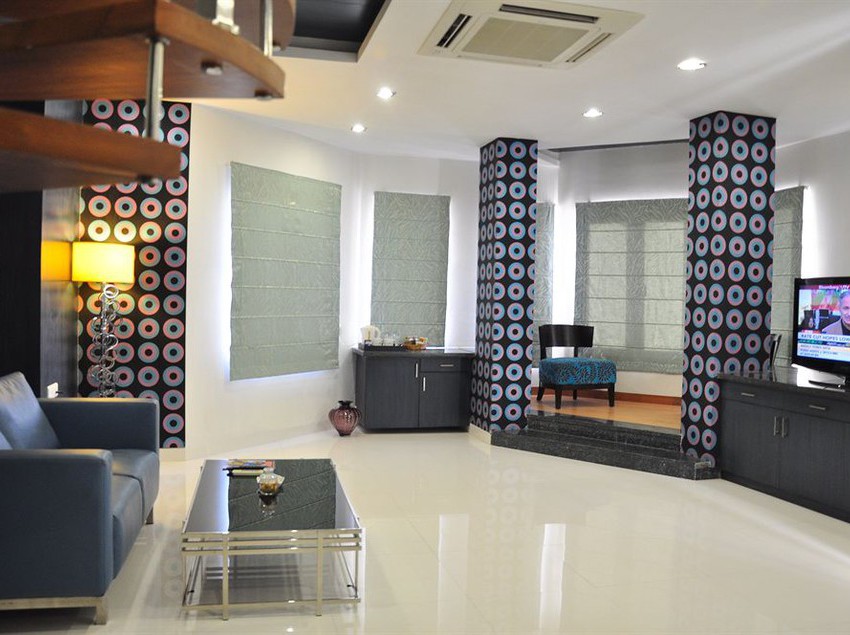 Hotel Manasarovar The Fern 13