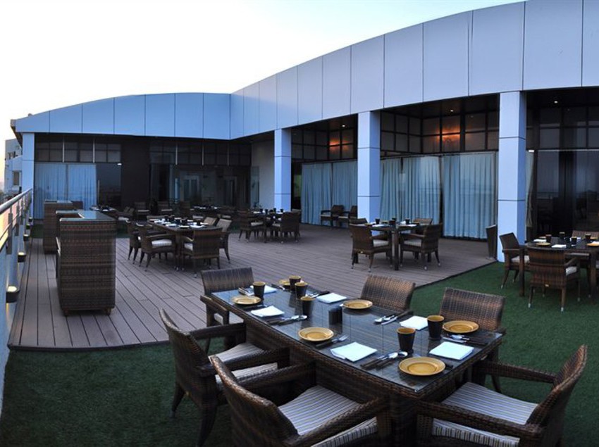 Hotel Manasarovar The Fern 7