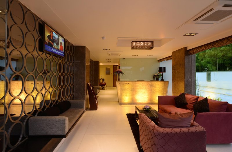 Hotel Tulip Inn Ahemadbad 12