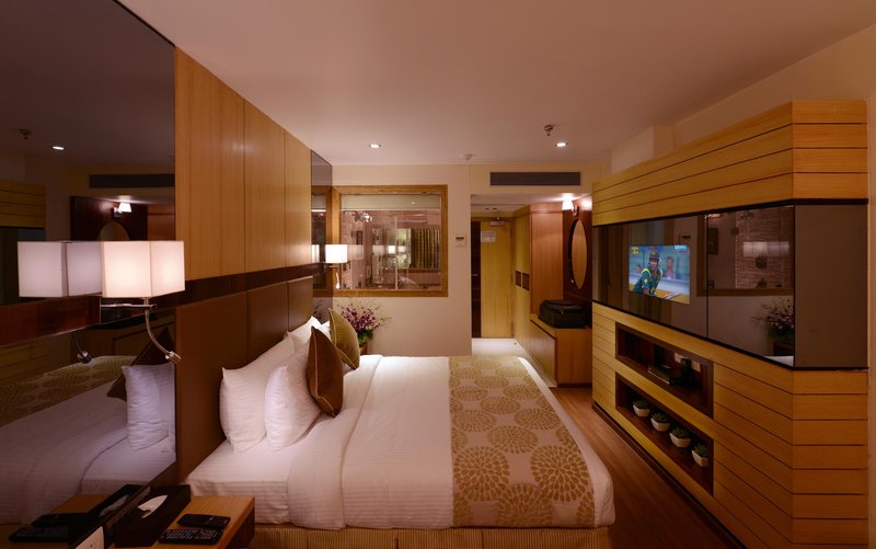 Hotel Tulip Inn Ahemadbad 18