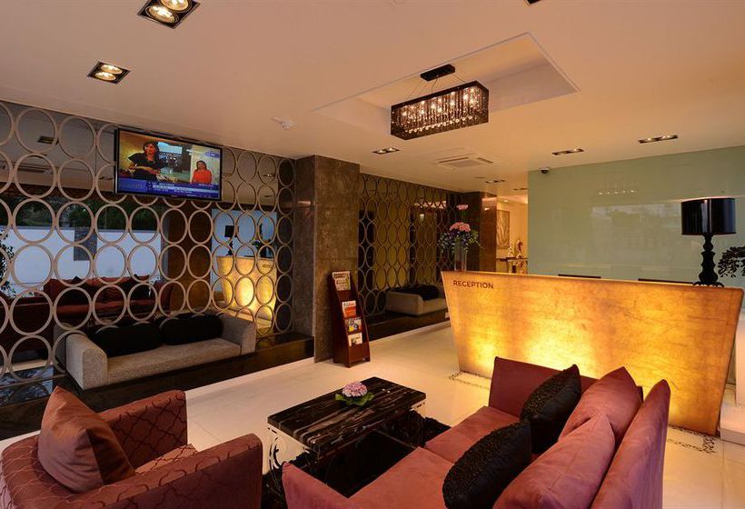 Hotel Tulip Inn Ahemadbad 2