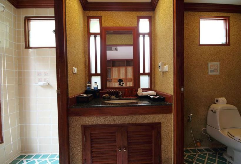 Hotel Pao Jin Poon Beach Front Villa 1