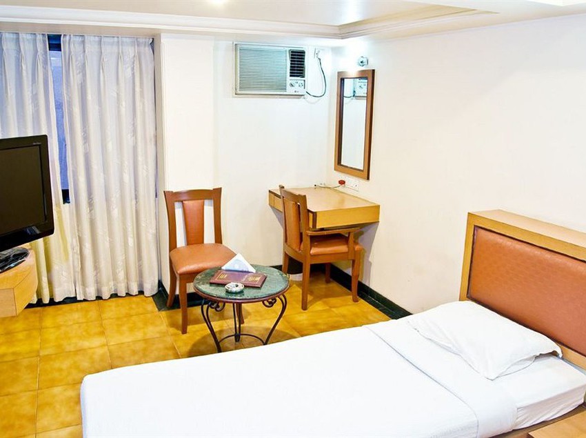 Hotel Heritage Dakshin 8